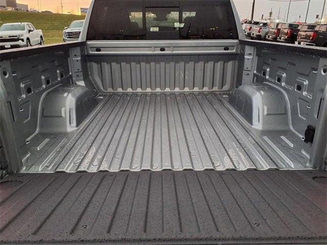 2026 Chevrolet Silverado 1500 4WD Crew Cab Standard Bed LT