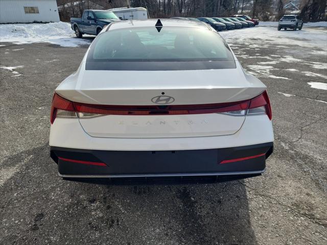 2026 Hyundai Elantra SE