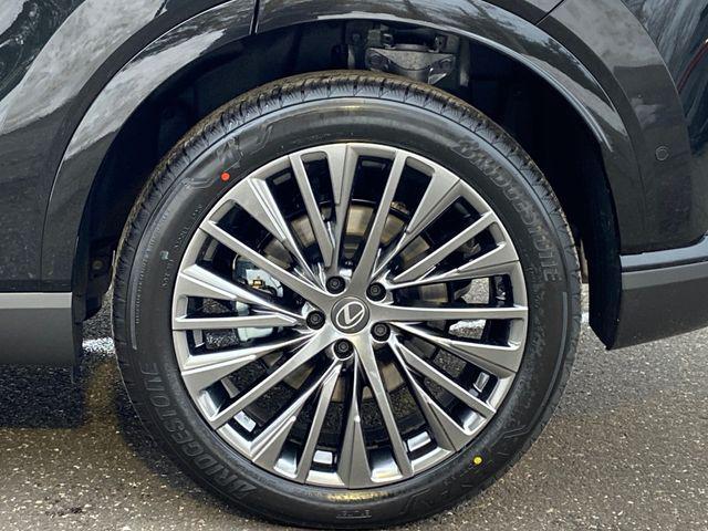 2026 Lexus RX 450h+ Luxury