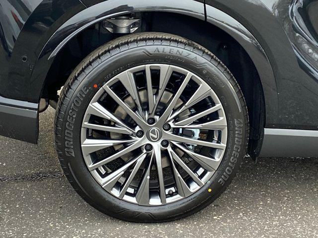 2026 Lexus RX 450h+ Luxury