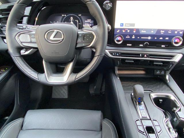 2026 Lexus RX 450h+ Luxury