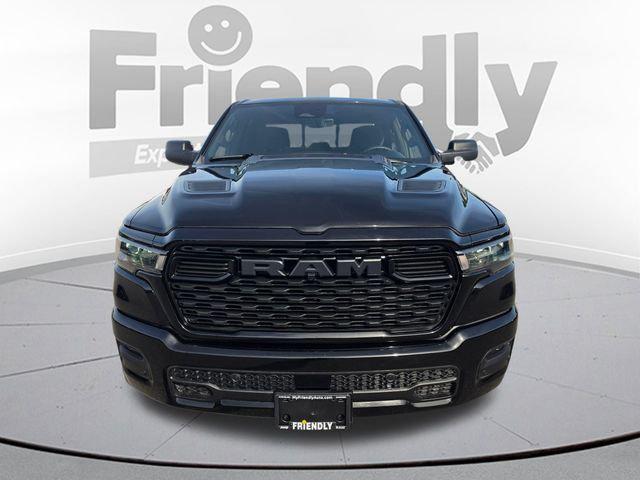 2026 RAM Ram 1500 RAM 1500 EXPRESS CREW CAB 4X4 57 BOX