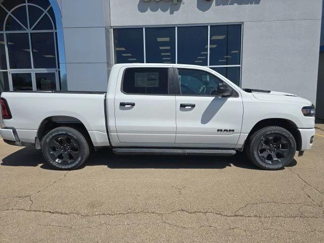 2026 RAM Ram 1500 RAM 1500 EXPRESS CREW CAB 4X4 57 BOX