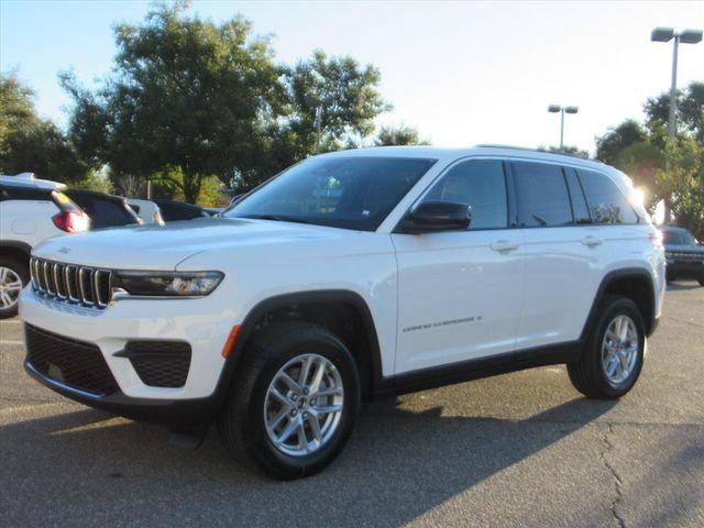 2025 Jeep Grand Cherokee GRAND CHEROKEE LAREDO 4X2