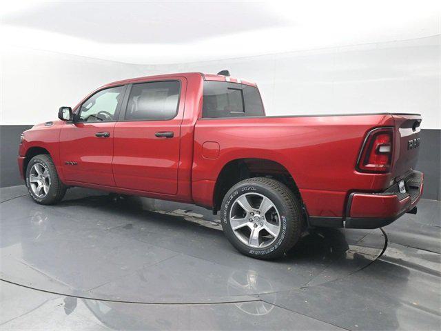 2026 RAM Ram 1500 RAM 1500 EXPRESS CREW CAB 4X2 57 BOX