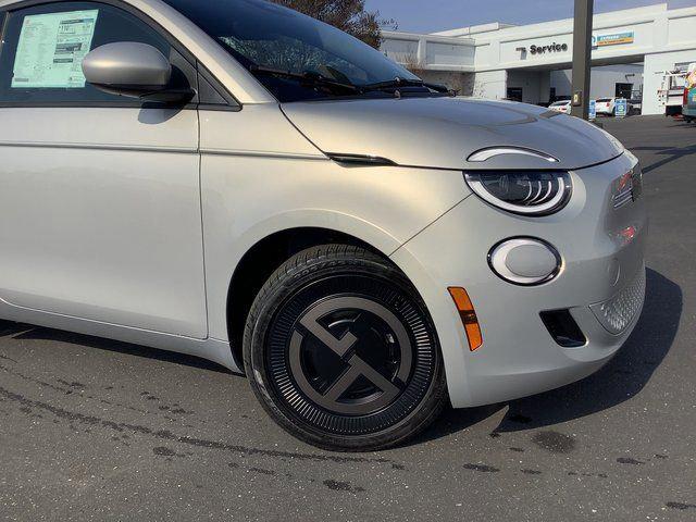 2025 Fiat FIAT 500e GIORGIO ARMANI Collectors Edition