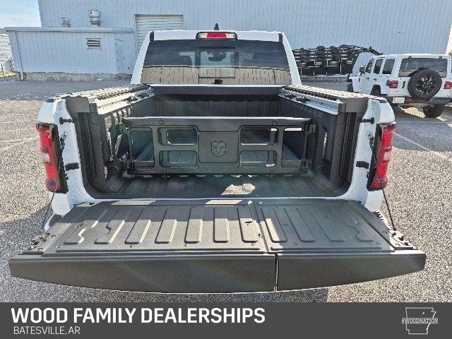 2026 Ram 1500 Laramie Crew Cab 4x4 5'7" Box