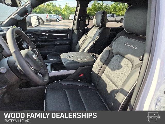 2026 Ram 1500 Laramie Crew Cab 4x4 5'7" Box