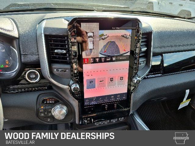 2026 Ram 1500 Laramie Crew Cab 4x4 5'7" Box