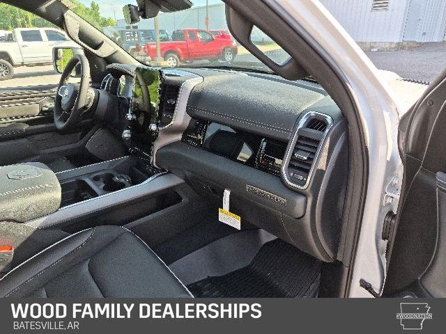2026 Ram 1500 Laramie Crew Cab 4x4 5'7" Box