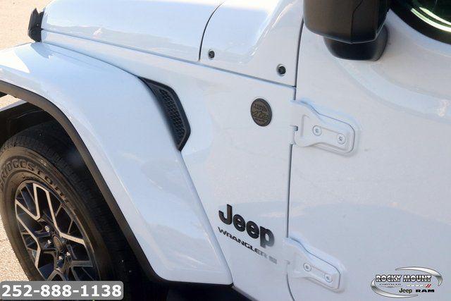 2026 Jeep Wrangler 4-Door Sahara 4x4