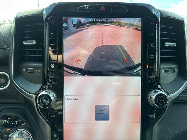 2026 Ram 1500 Laramie Crew Cab 4x4 5'7" Box