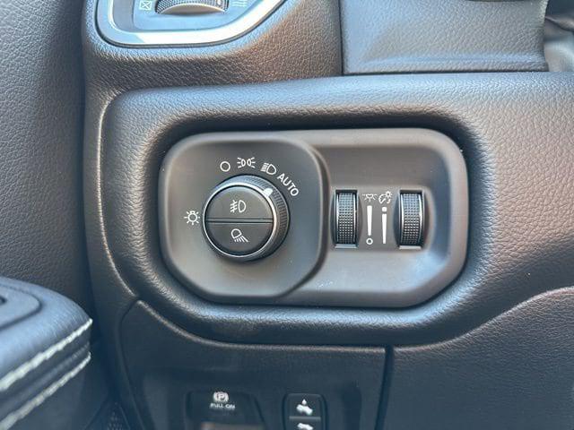 2026 Ram 1500 Laramie Crew Cab 4x4 5'7" Box