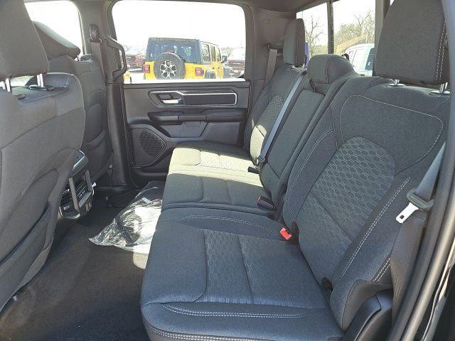 2026 Ram 1500 Big Horn Crew Cab 4x4 6'4" Box