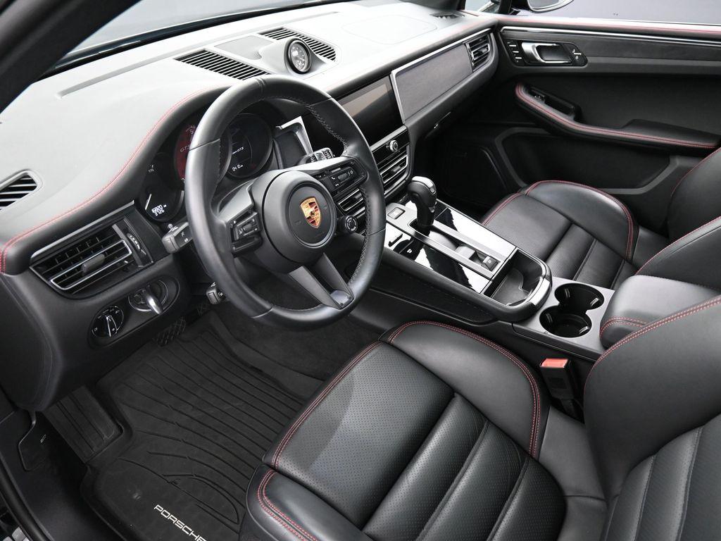 2023 Porsche Macan GTS photo 4