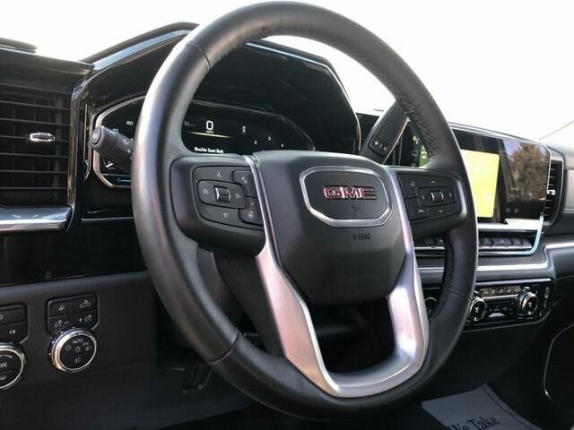 2024 GMC Sierra 1500 4WD Crew Cab Short Box SLT