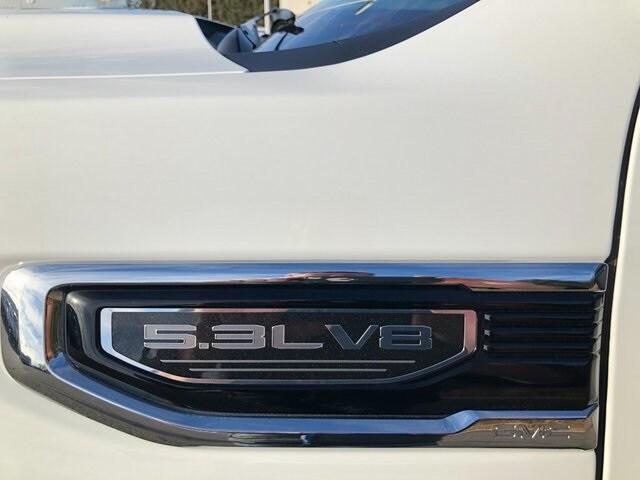 2024 GMC Sierra 1500 4WD Crew Cab Short Box SLT