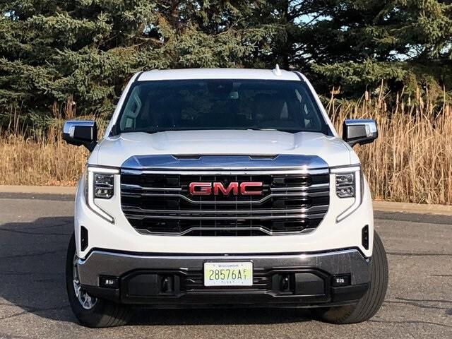 2024 GMC Sierra 1500 4WD Crew Cab Short Box SLT