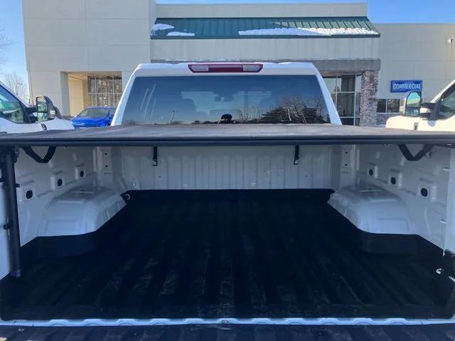 2024 GMC Sierra 1500 4WD Crew Cab Short Box SLT