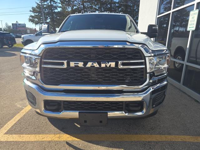 2024 RAM 2500 Tradesman Crew Cab 4x4 64 Box 2024 RAM 2500 Tradesman Crew Cab 4x4 64 Box
