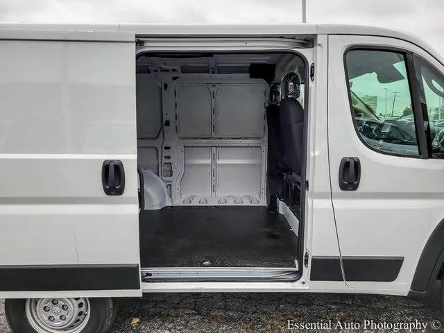 2025 Ram ProMaster Cargo Van Tradesman Low Roof 118" WB w/Pass Seat