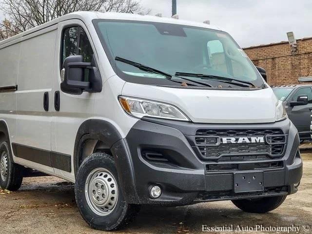 2025 Ram ProMaster 2500 Cargo Van Tradesman Low Roof 136" WB w/Pass Seat