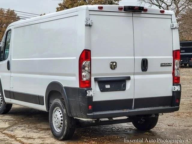 2025 Ram ProMaster 2500 Cargo Van Tradesman Low Roof 136" WB w/Pass Seat