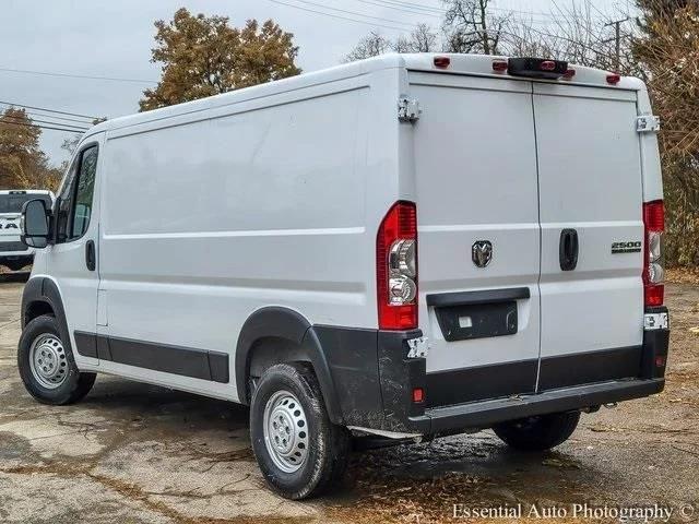 2025 Ram ProMaster 2500 Cargo Van Tradesman Low Roof 136" WB w/Pass Seat