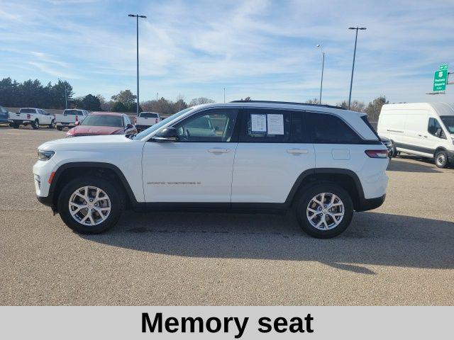 2022 Jeep Grand Cherokee Limited 4x2 2022 Jeep Grand Cherokee Limited 4x2