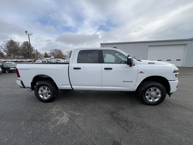 2025 RAM 2500 Big Horn Crew Cab 4x4 64 Box
