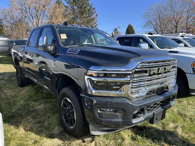 2025 RAM 2500 Laramie Crew Cab 4x4 64 Box