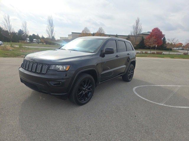 2017 Jeep Grand Cherokee Altitude 4x4 2017 Jeep Grand Cherokee Altitude 4x4