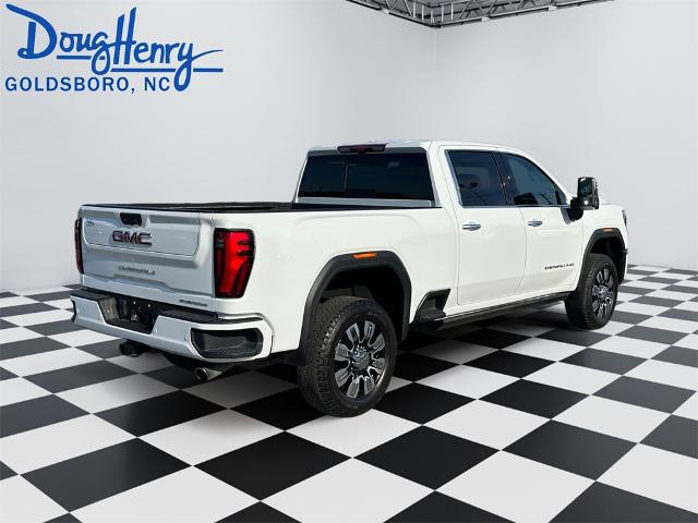 2025 GMC Sierra 2500HD 4WD Crew Cab Standard Bed Denali