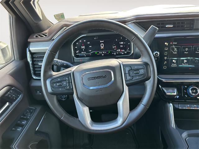 2025 GMC Sierra 2500HD 4WD Crew Cab Standard Bed Denali
