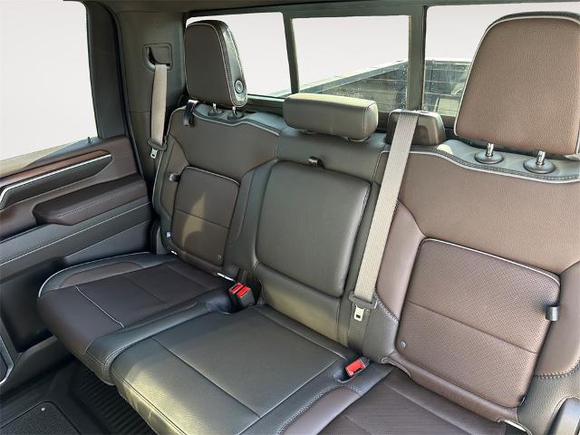 2025 GMC Sierra 2500HD 4WD Crew Cab Standard Bed Denali