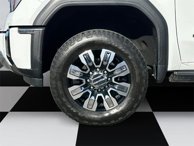 2025 GMC Sierra 2500HD 4WD Crew Cab Standard Bed Denali