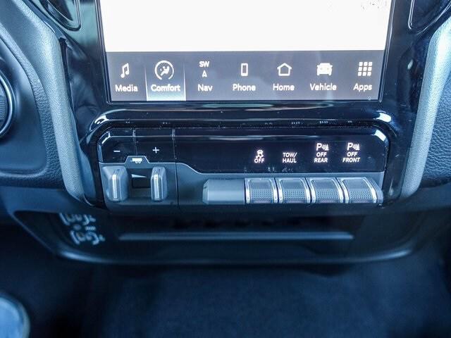 2024 RAM 2500 Big Horn Crew Cab 4x4 64 Box 2024 RAM 2500 Big Horn Crew Cab 4x4 64 Box