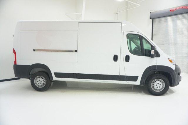 2026 Ram ProMaster Cargo Van Tradesman High Roof 159" WB w/Pass Seat
