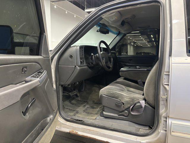 2005 Chevrolet Silverado 2500HD LS