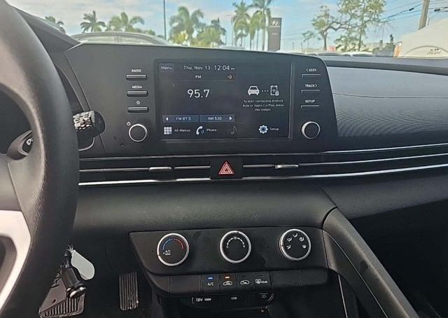 2023 Hyundai Elantra SE 2023 Hyundai Elantra SE