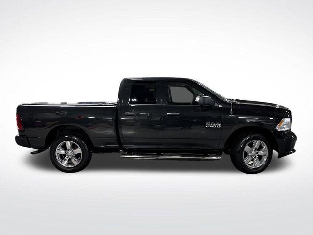 2018 RAM 1500 Express Quad Cab 4x4 64 Box