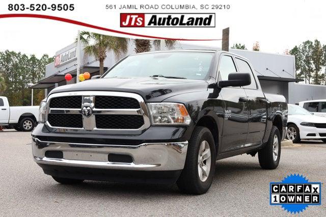 2022 RAM 1500 Classic SLT Crew Cab 4x2 57 Box