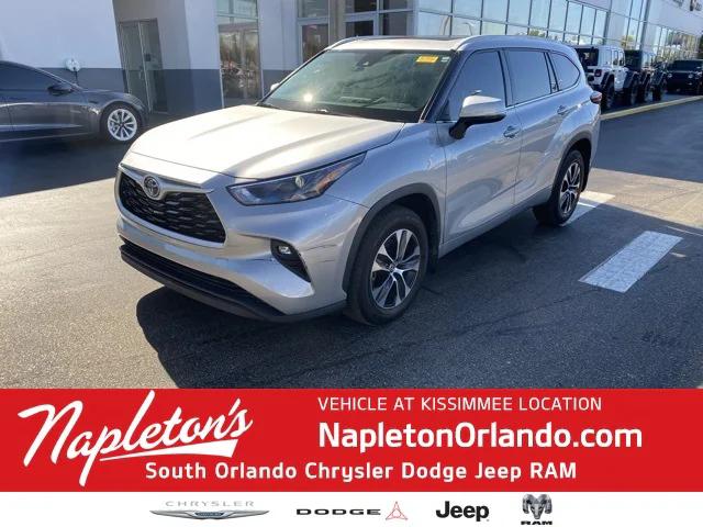 2022 Toyota Highlander XLE 2022 Toyota Highlander XLE