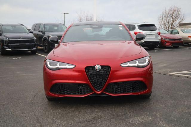 2025 Alfa Romeo Giulia GIULIA INTENSA AWD