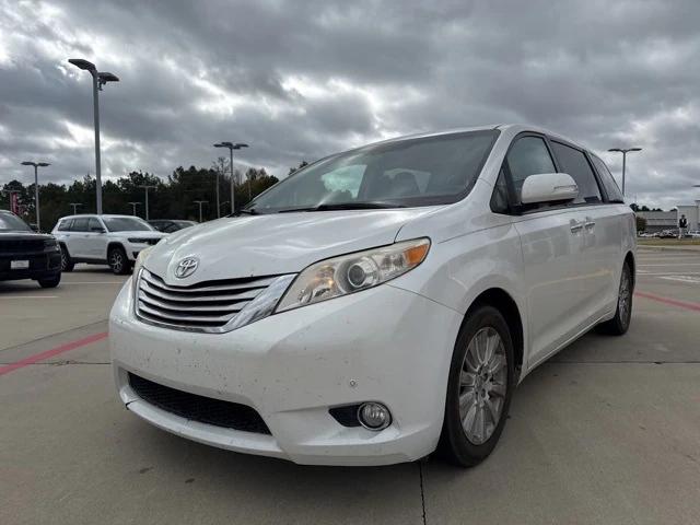 2013 Toyota Sienna Limited V6 7 Passenger