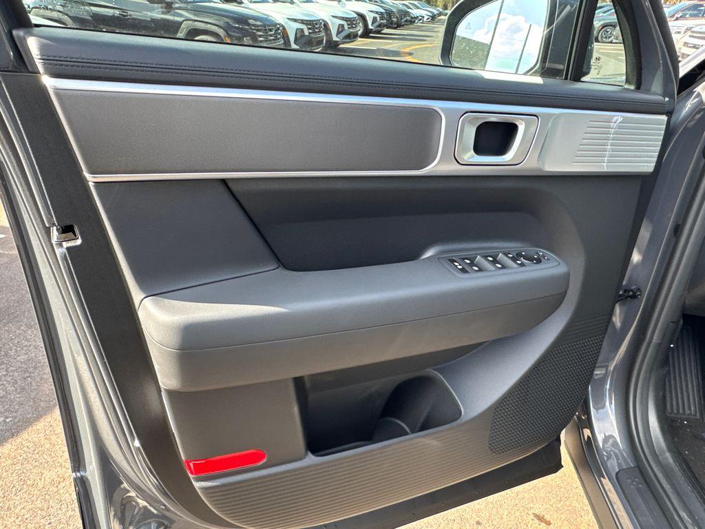 New 2026 Gray HYUNDAI SE image 11