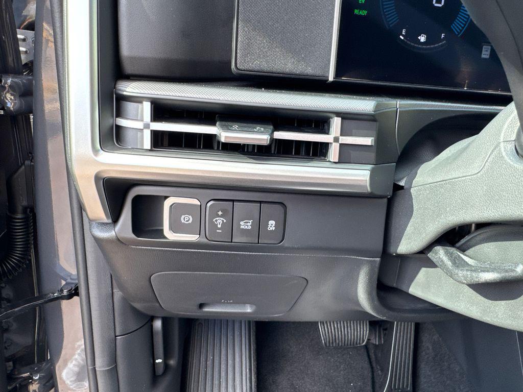 New 2026 Gray HYUNDAI SE image 21