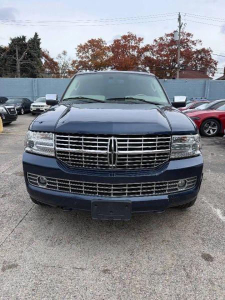 2014 Lincoln Navigator Base