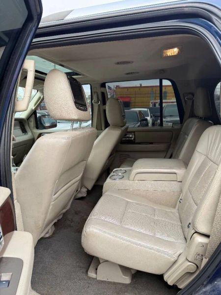 2014 Lincoln Navigator Base
