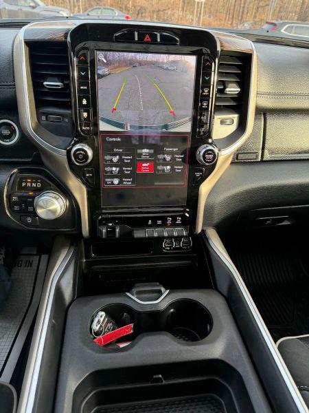 2020 Ram 1500 Laramie Crew Cab 4x4 5'7" Box